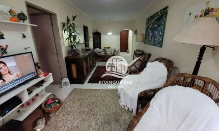 Pitangueiras - localização privilegiada, na quadra do mar, amplo apartamento com 80 m² úteis, claro e super arejado, 1 vaga de garagem no prédio.