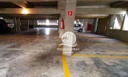 Garagem à venda na Avenida Leomil, Pitangueiras, Guarujá
