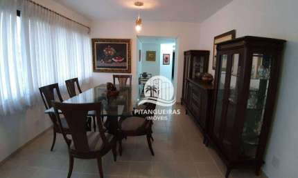 Apartamento amplo a venda no Guarujá, 1 quadra da Praia de Pitangueiras