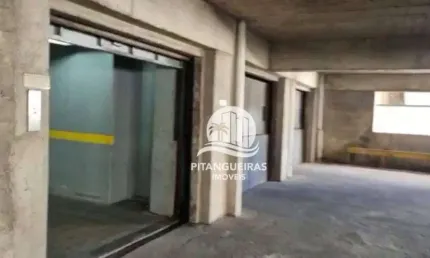 Garagem à venda na Rua Mário Ribeiro, Pitangueiras, Guarujá