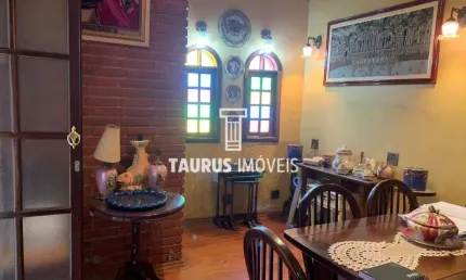 Casa com 3 quartos à venda na Rua Gonçalves Dias, --, Cerâmica, São Caetano do Sul