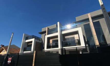 expetacular triplex 4 quartos - Uberaba - Novo - Pronto para Morar