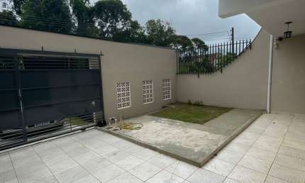 SOBRADO -3 QUARTOS COM SUÍTE - IMPECÁVEL - BOA VISTA