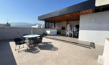 Espetacular cobertura de 400m² no Recreio dos Bandeirantes