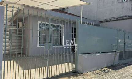 Casa com 3 dormitórios à venda, 225 m² por R$ 850.000,00 - Vila Augusta - Guarulhos/SP