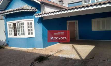 linda casa térrea ,boa para residência l ou comercial,5 dorms e 5 vagas.