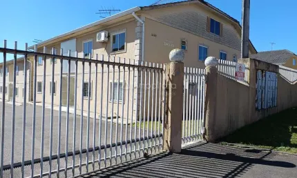 Apartamento com 2 quartos para alugar na Anibale Ferrarini, 1490, Timbu, Campina Grande do Sul, 47 m2 por R$ 1.500
