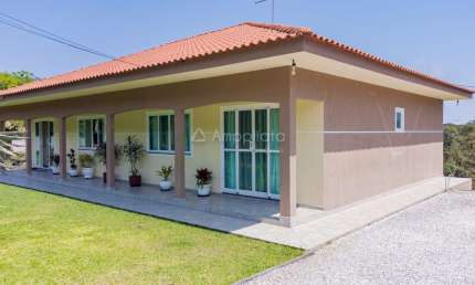 Chácara / sítio com 3 quartos à venda na Estrada Municipal Omacir Simões da Rocha, 2329, Mandaçaia, Campina Grande do Sul, 220 m2 por R$ 1.290.000