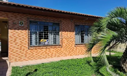 Casa à venda na João Antônio Trevisan, 72, São Dimas, Colombo por R$ 430.000
