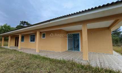 Chácara / sítio com 3 quartos para alugar na Rua Leonardo Sehnem, 796, Zona Rural, Campina Grande do Sul por R$ 2.600