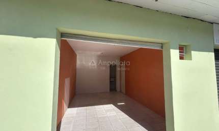 Sala comercial para alugar na Esther Haenisch Hathy, 112, Centro, Campina Grande do Sul por R$ 700