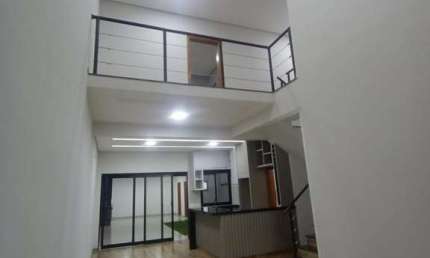 Sobrado para venda em Jardins Do Império de 177.00m² com 3 Quartos, 2 Suites e 2 Garagens