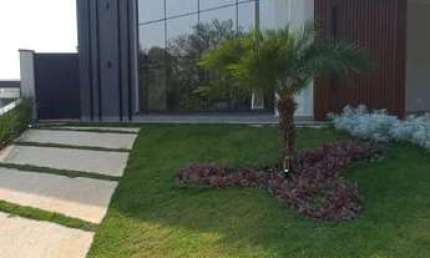 Casa de Condomínio para venda em Jardim Laguna de 187.00m² com 3 Quartos, 3 Suites e 5 Garagens