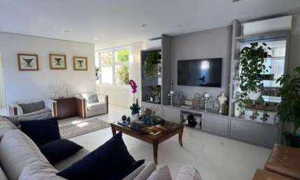 Casa para venda em Vila Suíça de 415.00m² com 4 Quartos, 4 Suites e 4 Garagens