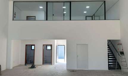 Galpão / Depósito / Armazém para alugar em Jardim Belo Horizonte de 250.00m²