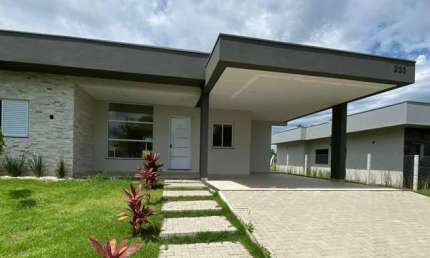 Casa para venda em Terras De Itaici de 286.00m² com 3 Quartos, 3 Suites e 4 Garagens