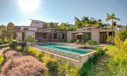 Casa para venda em Condomínio Terras De São José de 2100.00m² com 5 Quartos, 5 Suites e 4 Garagens