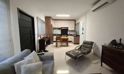 Casa de Condomínio para venda em Jardins Do Império de 125.00m² com 2 Quartos, 1 Suite e 2 Garagens