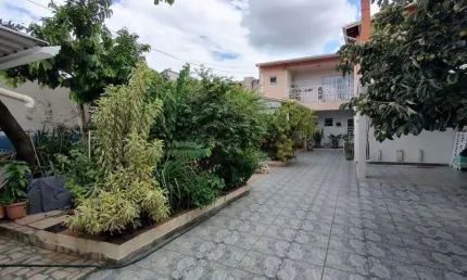 Casa para venda em Residencial Monte Verde de 250.00m² com 3 Quartos, 2 Suites e 4 Garagens