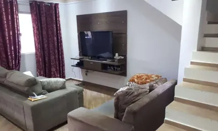 Sobrado para venda em Residencial Monte Verde de 160.00m² com 2 Quartos, 2 Suites e 4 Garagens