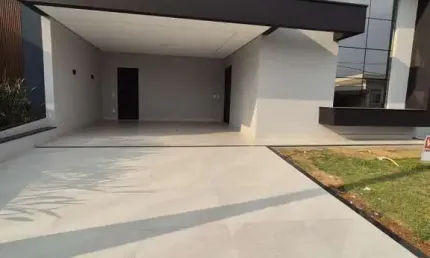 Casa para venda em Jardim Piemonte de 198.00m² com 3 Quartos, 3 Suites e 4 Garagens