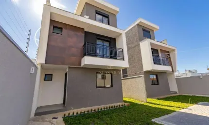 Sobrado triplex em condomínio à venda no uberaba  122m², 4 dormitórios (01 suíte), terraço de 25m² e 2 vagas | r$ 790.000,00