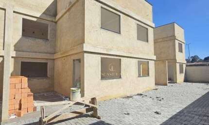 Sobrado com 2 Dormitórios à Venda em Condomínio Fechado no Sítio Cercado  62m² - Por R$ 390.000,00. Enquadra-se no Programa Minha Casa Minha Vida