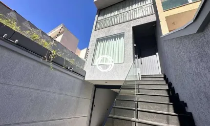 Casa (Sobrado) para Venda, 3 dorm(s), 1 suite(s), 4 vaga(s), 150 m²
