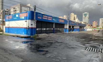 Vende excelente ponto comercial com 3 frente à 50 metros da aguamambi