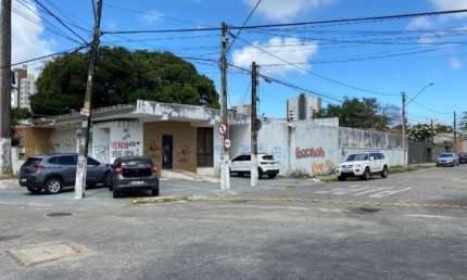 Vende excelente ponto comercial de esquina na melhor Av. Em Fortaleza