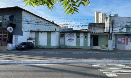 Vende consultório em funcionamento com excelente localização