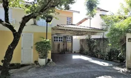 Sobrado à venda, 180 m² por R$ 700.000,00 - Jardim Barbacena - Cotia/SP