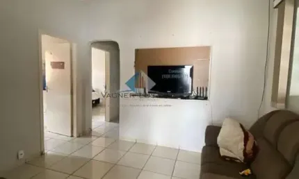 Casa 4 dormitórios ou + para Venda em Mogi Guaçu, Centro, 3 dormitórios, 2 banheiros, 4 vagas