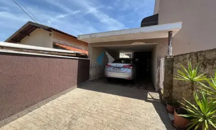 Casa 4 dormitórios ou + para Venda em Mogi Guaçu, Jardim Almira, 4 dormitórios, 1 suíte, 2 banheiros, 2 vagas