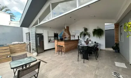 Linda casa á venda no bairro Parque Cidade Nova em Mogi-Guaçu/SP