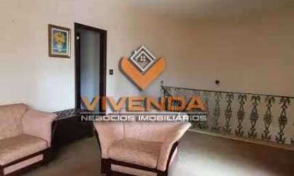 Casa com 3 quartos à venda na Rua Estêvão Leão Bourroul, Centro, Franca