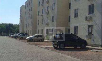 Apartamento 2 dormitorios,com 1 vaga de garagem no bairro Jardim Leopoldina-Porto Alegre-RS