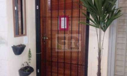 Apartamento 2 dormitórios com vaga de garegem em condomínio fechado em Alvorada RS.