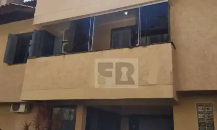 Sobrado com 3 dormitórios à venda por R$ 890.000 - Vila Assunção - Porto Alegre/RS