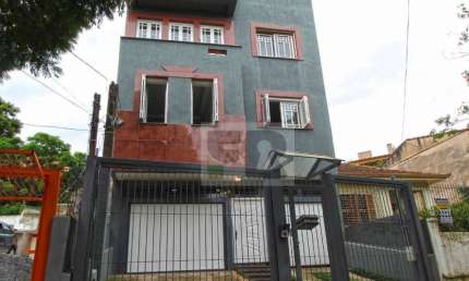 Belíssimo apartamento com um excelente acabamento de 4 Dorm. bairro Chácara das Pedras, Porto Alegre/RS, Privativos 195m².