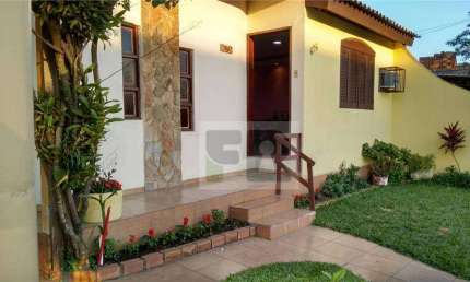 Casa com 3 dormitórios à venda, 109 m² por R$ 350.000,00 - Maringá - Alvorada/RS