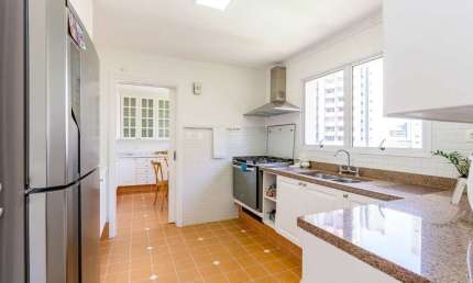 Apartamento tipo para venda com 3 quartos, sendo 3 suítes, 162m²