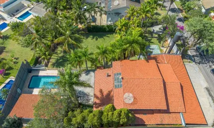 Casa no condomínio Vista Alegre para venda com 3 quartos, sendo 1 suíte, 41,185m²