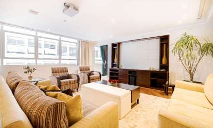Apartamento tipo para venda com 4 quartos, sendo 2 suítes, 200m²