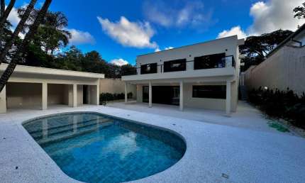 Casa tipo para venda em Jardim Marajoara com 4 quartos, sendo 3 suítes, 436m²