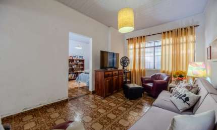 Casa tipo para venda com 2 quartos, sendo 1 suíte, 90m²