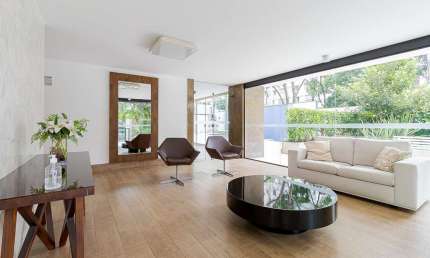 Apartamento tipo para venda com 4 quartos, sendo 1 suíte, 233m²