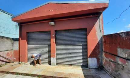 Casa à venda em São Paulo, Vila Franca, com 1 suíte, com 150 m²