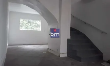 Sobrado à venda e para locação em São Paulo, Real Parque, com 0 suíte, com 120 m²