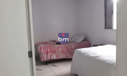 Casa à venda em São Paulo, Jardim Eliza, com 4 quartos, com 200 m², Condomínio Residencial Viegas